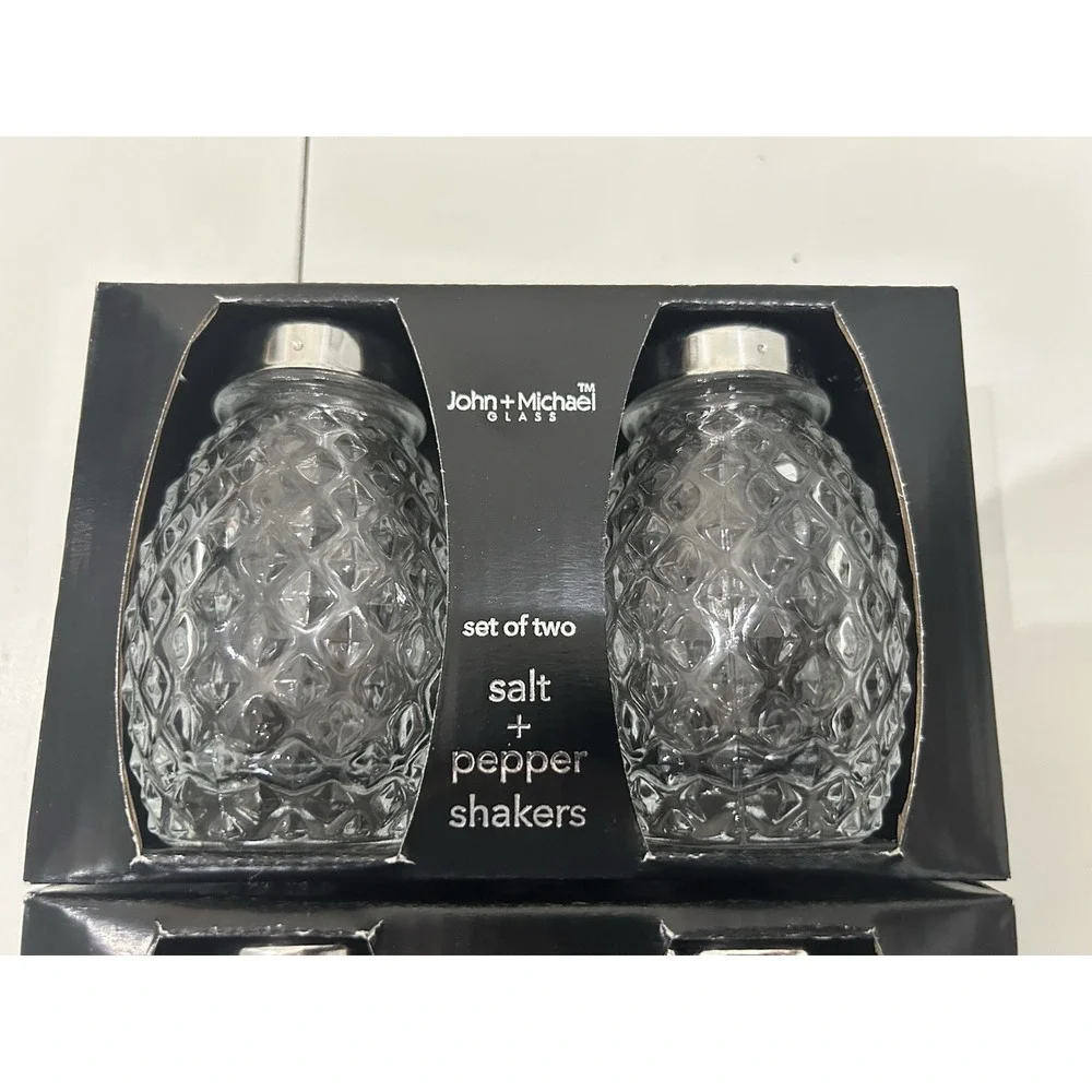(3) John & Michael Textured Glass Salt Pepper Shaker Restaurant Catering Wedding
